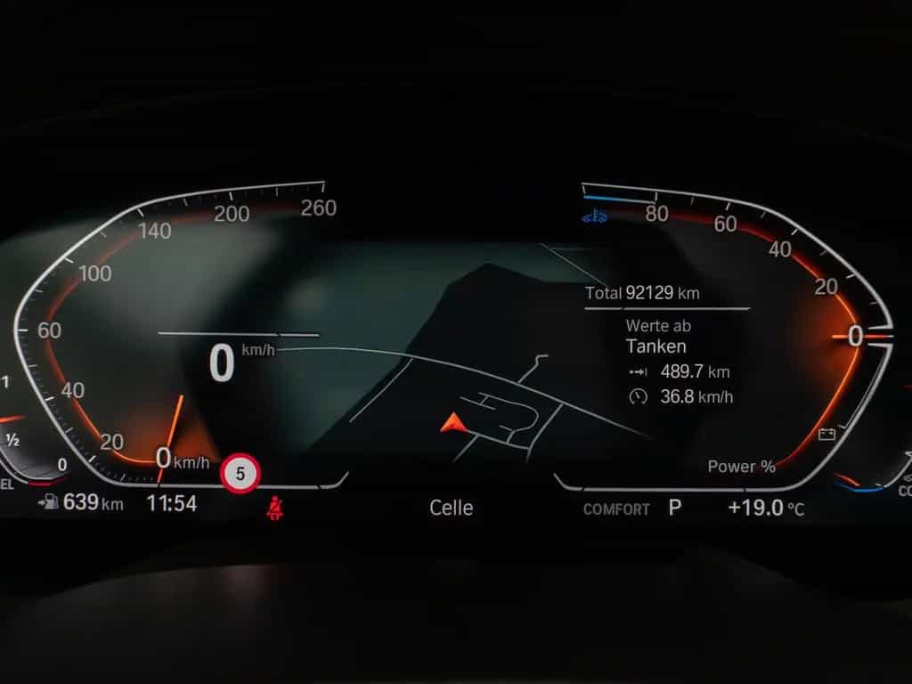 BMW 520 d xD Kamera HUD DAB 4xKlima Sport Leder Alarm 03/2023-photo-40