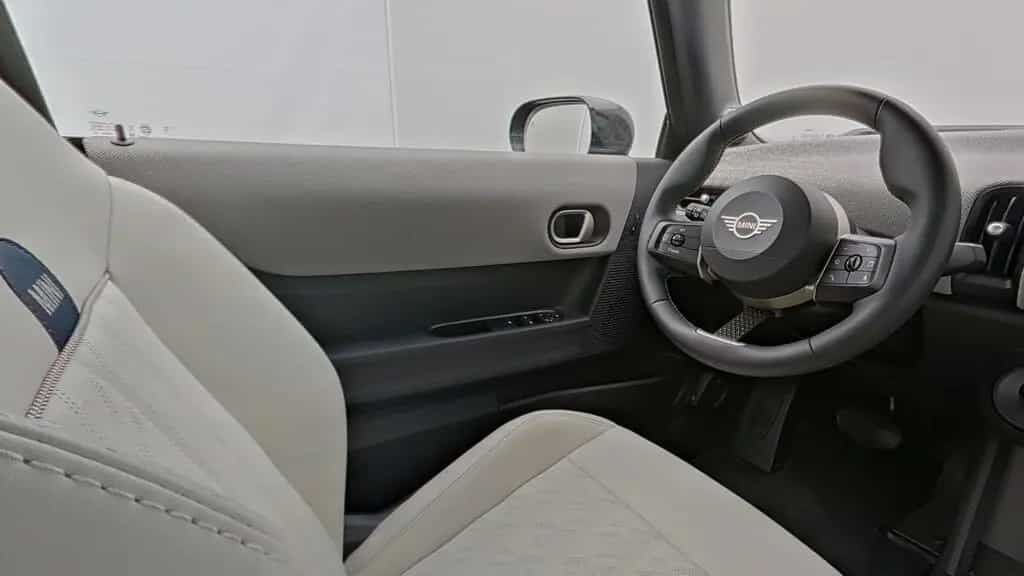 MINI Cooper Cabrio Cooper C Cabrio 06/2025-photo-10