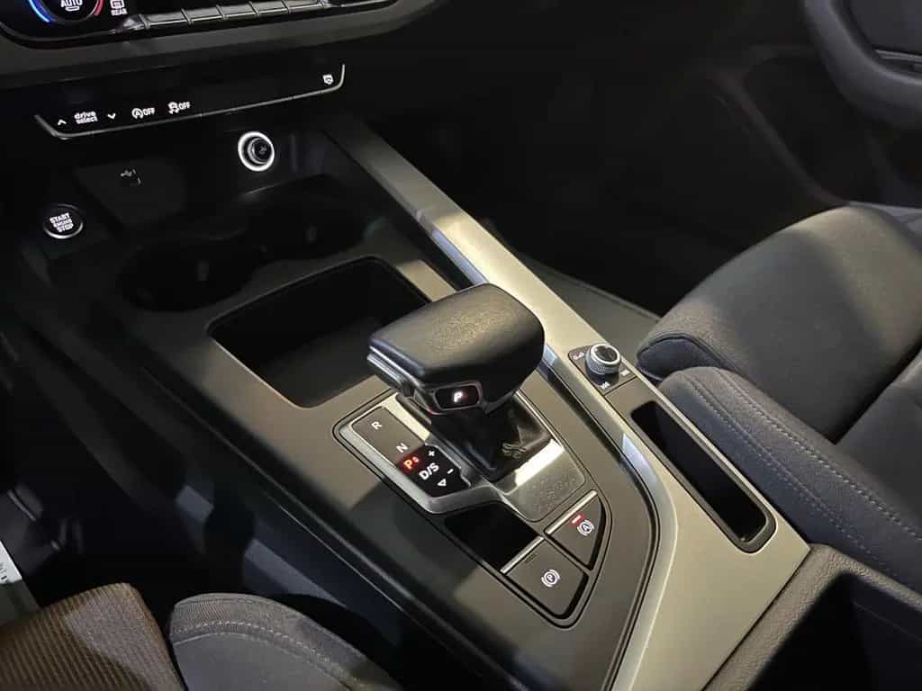 Audi A4 40 TDI S tronic Business 12/2019-photo-14