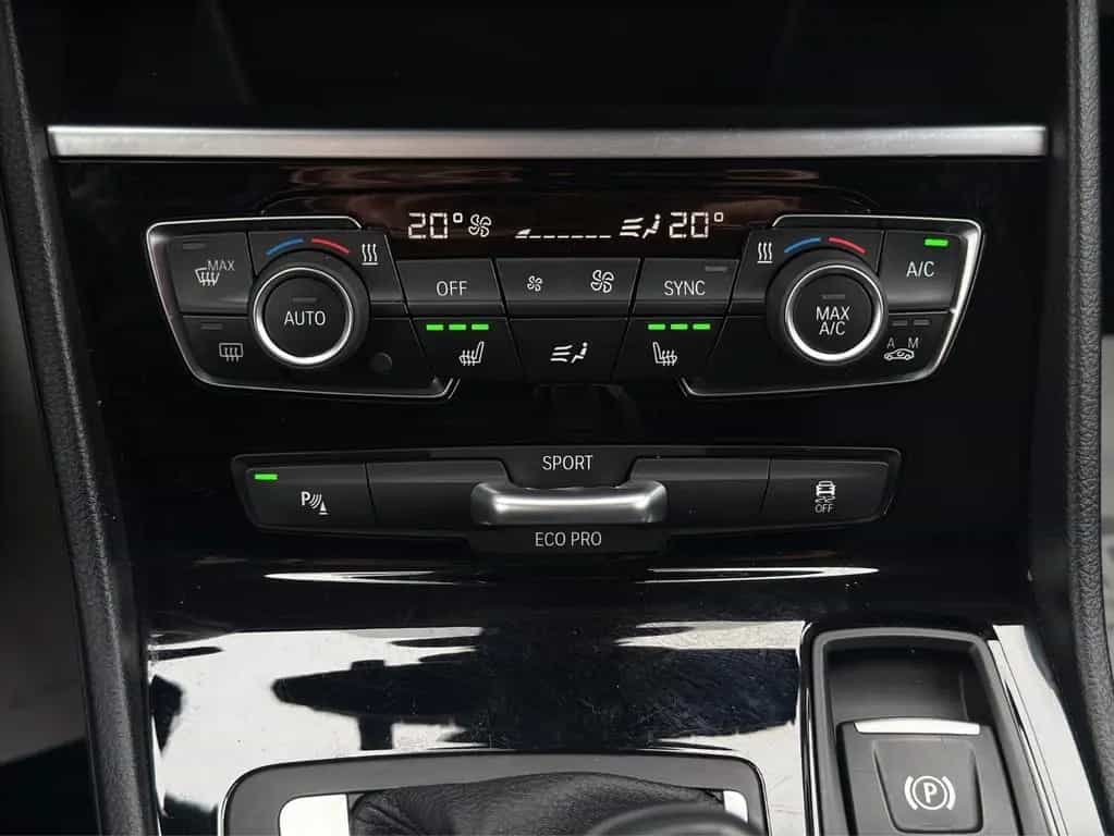 BMW 218 Active Tourer"Garantie-TÜV/ServiceNEU"2.Hd 03/2016-photo-30