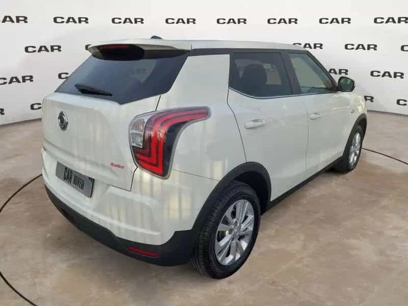 Ssangyong Tivoli SsangYong Tivoli 1.6 diesel 2WD 03/2021-photo-3