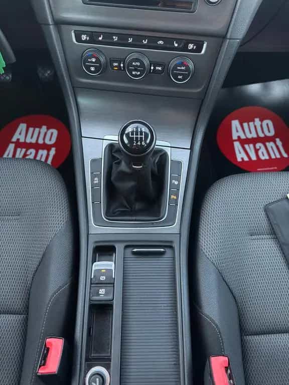 Volkswagen Golf VII 1.2TSI Lim. Comfortline*NAVI*SHZ*BCM*BT 11/2013-photo-13