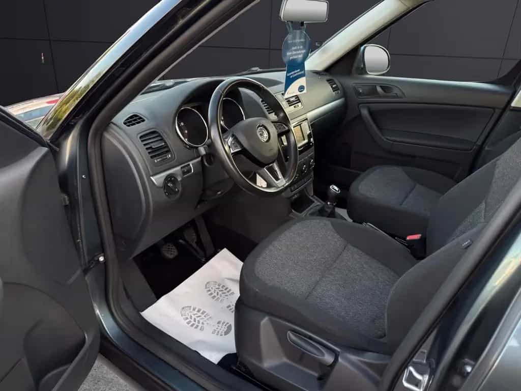 Skoda Yeti Cool Edition Outdoor*Garantie-ServiceNEU* 02/2016-photo-21