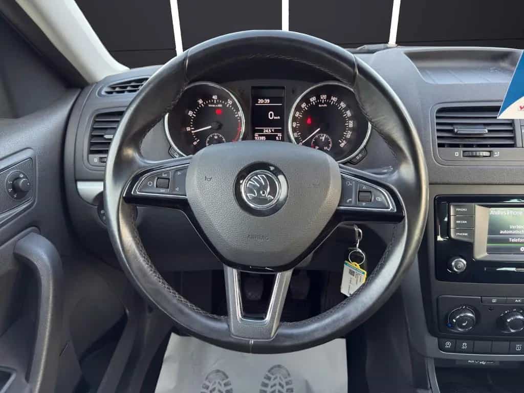 Skoda Yeti Cool Edition Outdoor*Garantie-ServiceNEU* 02/2016-photo-26