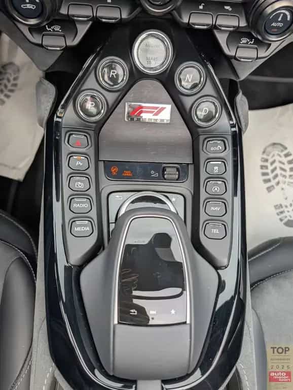 Aston Martin V8 Vantage Vantage Roadster F1 Ed.*CARBON*360°GARANTIE 4.27 03/2024-photo-38