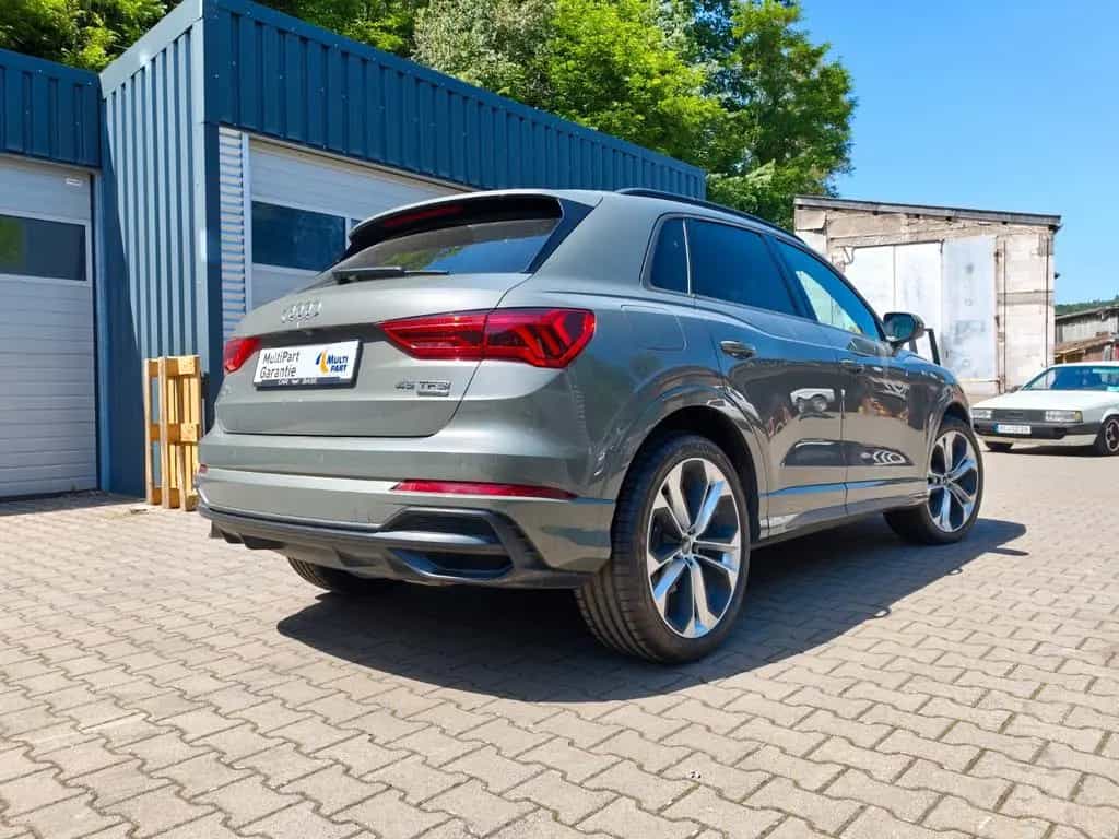 Audi Q3 45 TFSI quattro S line 06/2019-photo-3