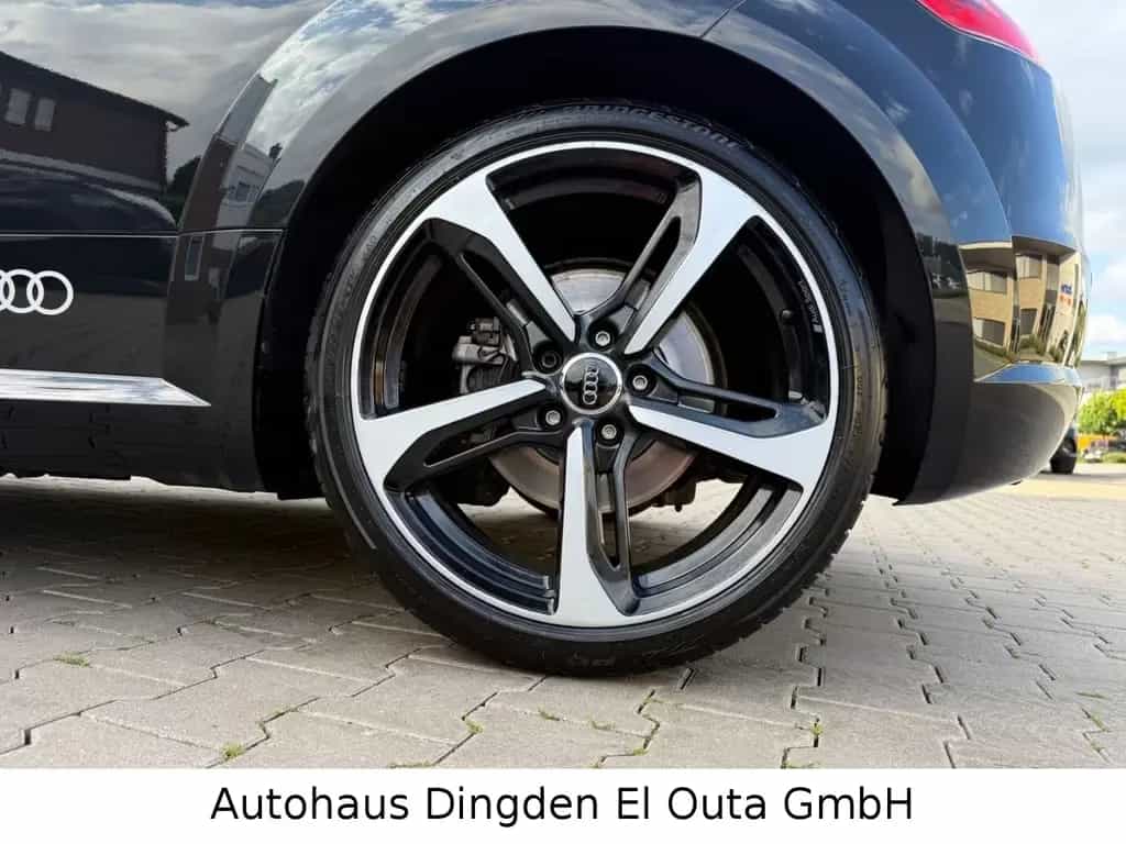 Audi TT Coupe 2.0 TFSI 02/2015-photo-10