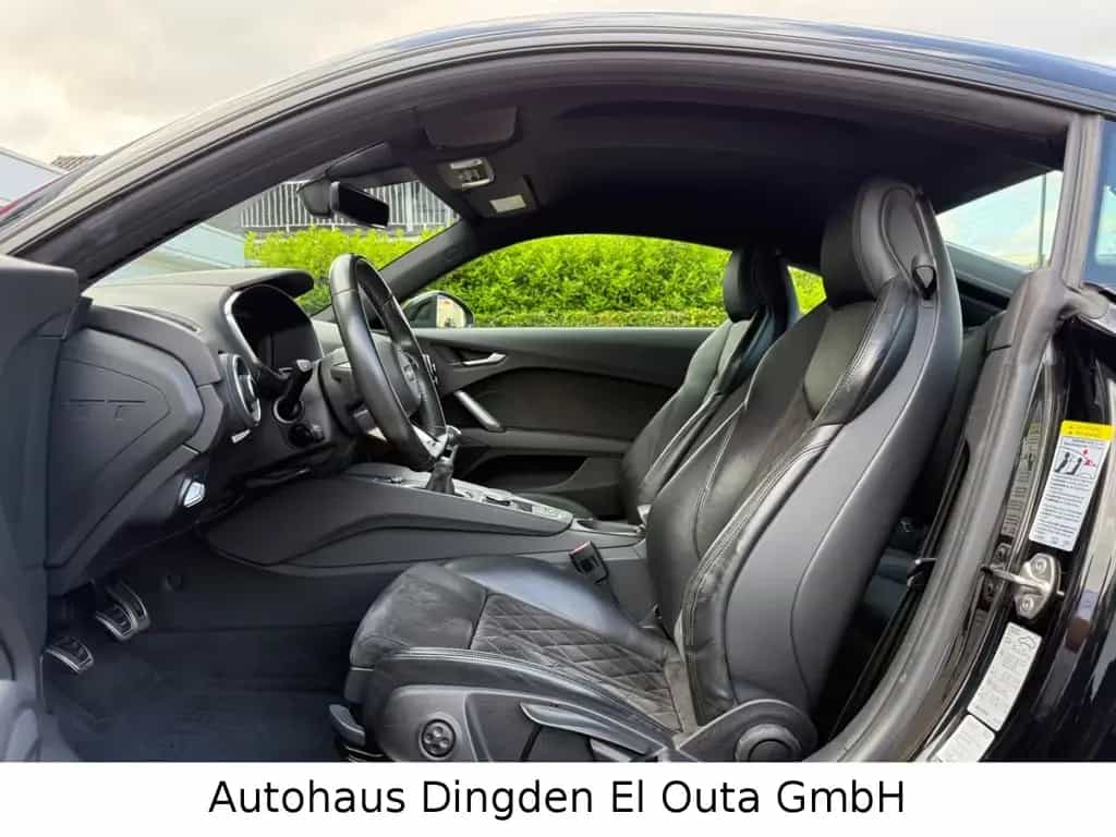 Audi TT Coupe 2.0 TFSI 02/2015-photo-11