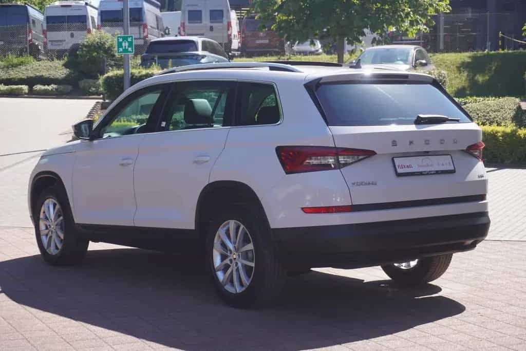 Skoda Kodiaq 2.0 Style 4x4 Navi Panorama Standheizung 03/2021-photo-2