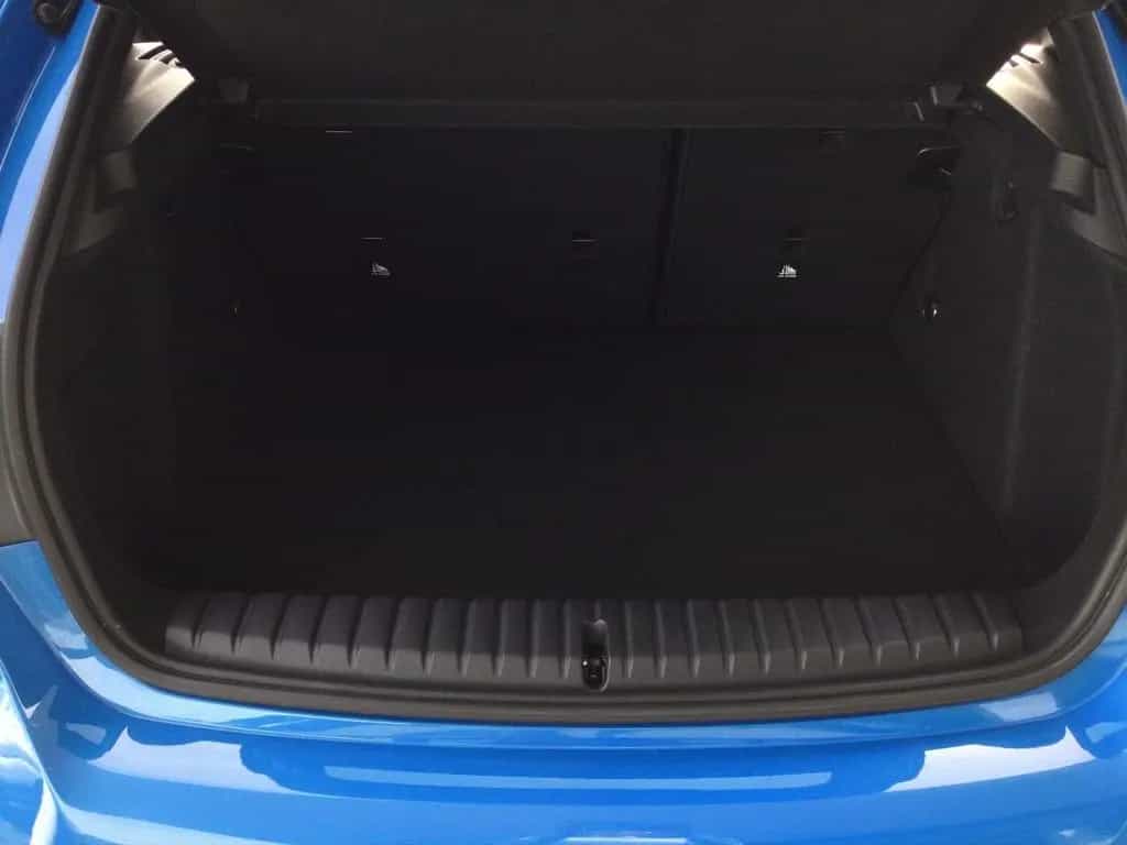 BMW 118 d M SPORT LED HIFI AHK KOMFORTZUG 03/2020-photo-17
