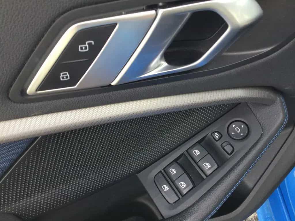 BMW 118 d M SPORT LED HIFI AHK KOMFORTZUG 03/2020-photo-19