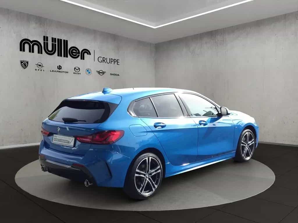 BMW 118 d M SPORT LED HIFI AHK KOMFORTZUG 03/2020-photo-4