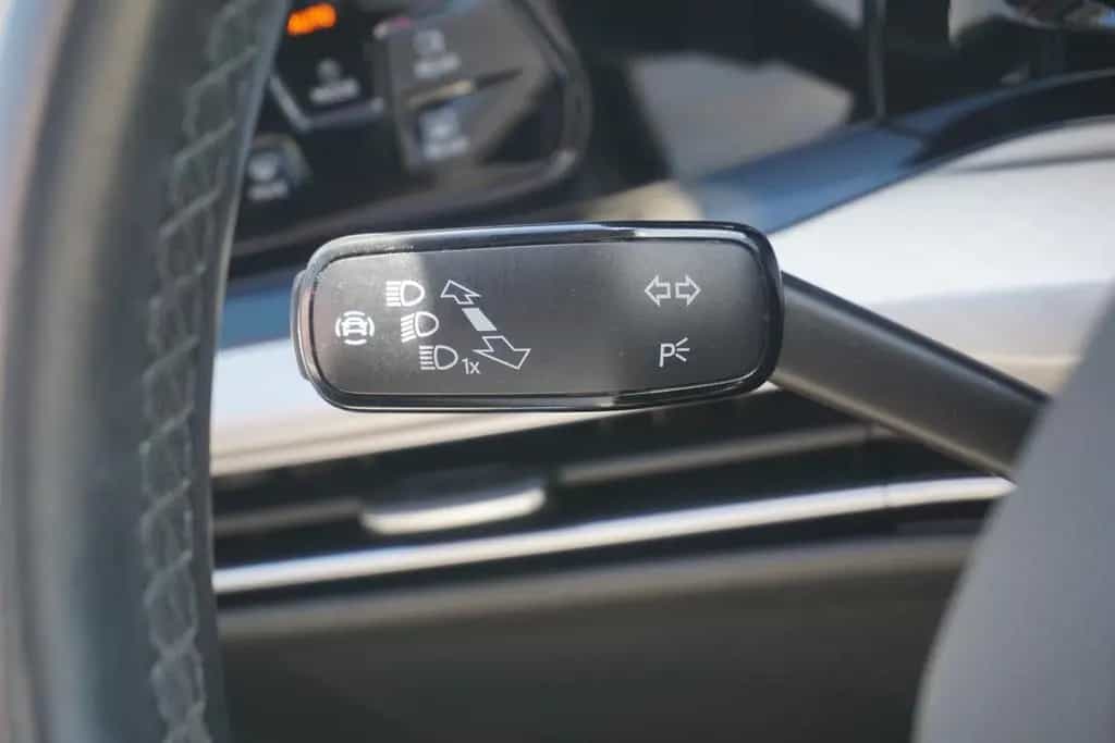 Volkswagen Golf VIII 1.5 TSI Life LED Navi App-Connect ACC 10/2020-photo-21