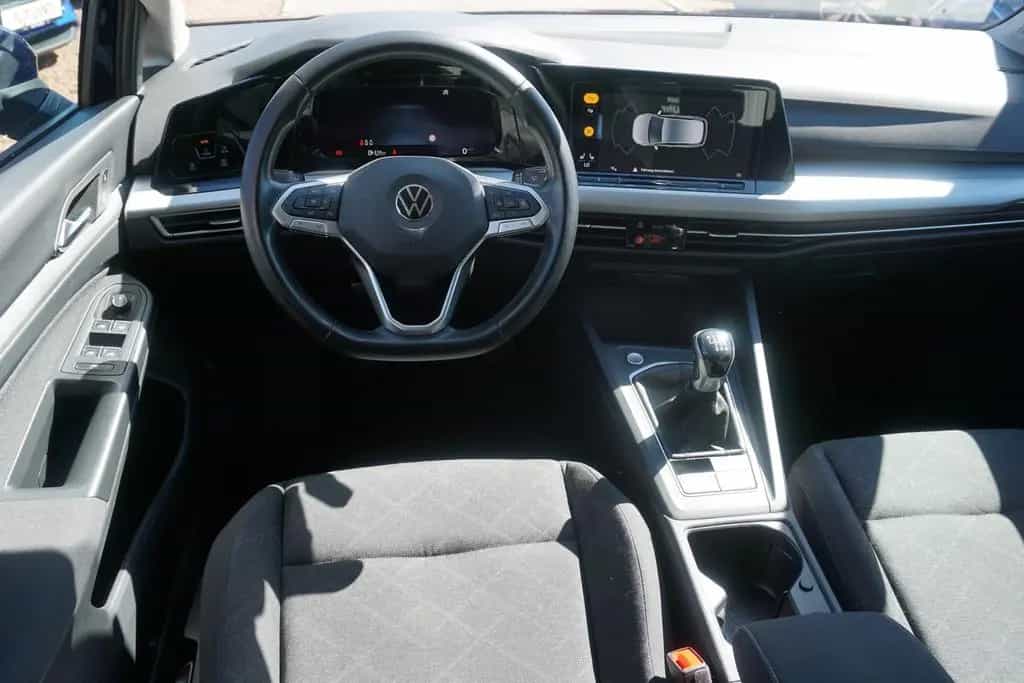 Volkswagen Golf VIII 1.5 TSI Life LED Navi App-Connect ACC 10/2020-photo-9