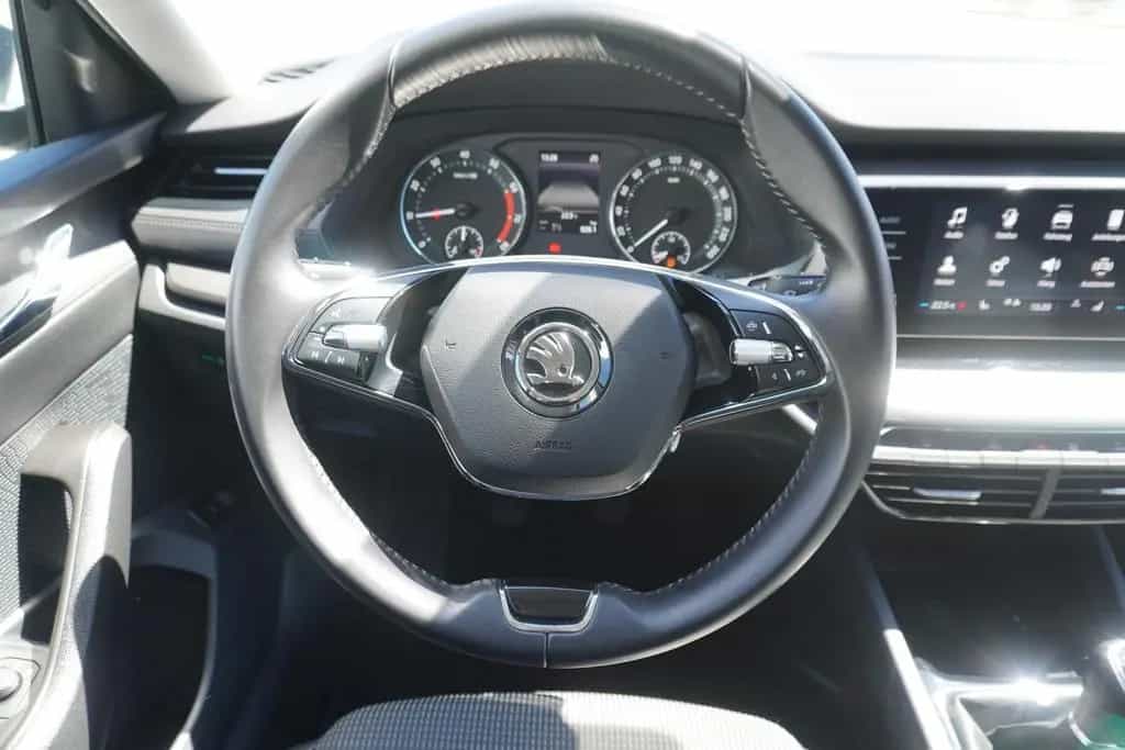 Skoda Octavia Combi 1.5 TSI Ambition LED Kamera PDC 09/2020-photo-11