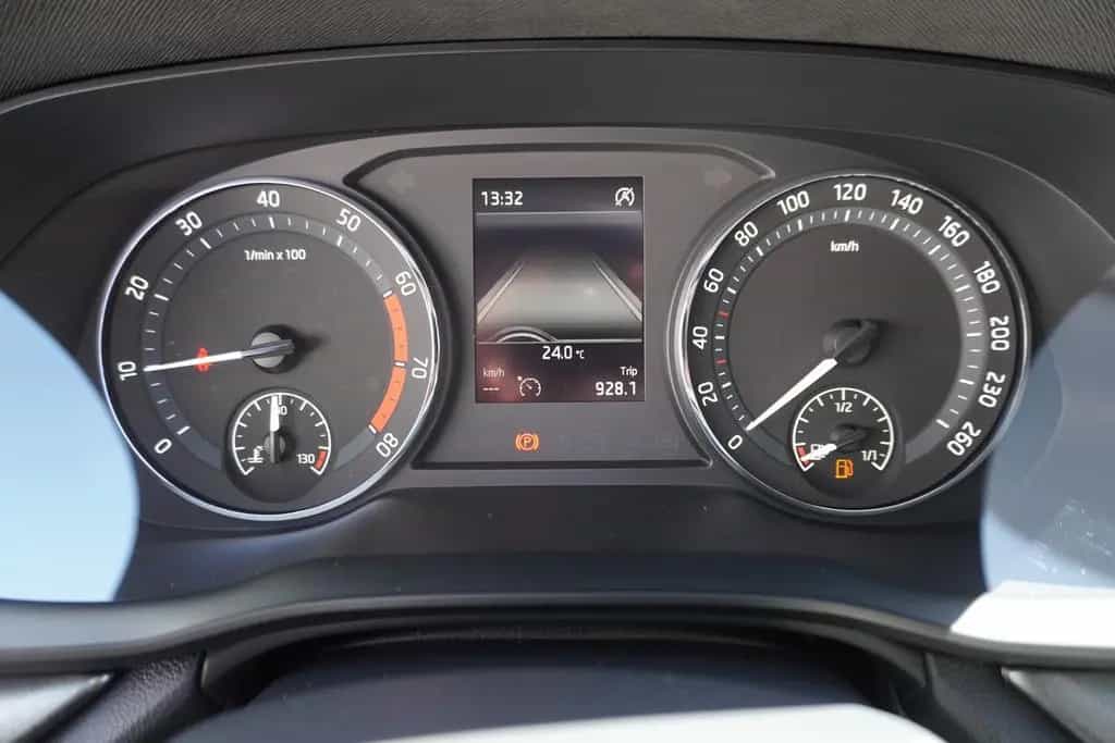 Skoda Octavia Combi 1.5 TSI Ambition LED Kamera PDC 09/2020-photo-28
