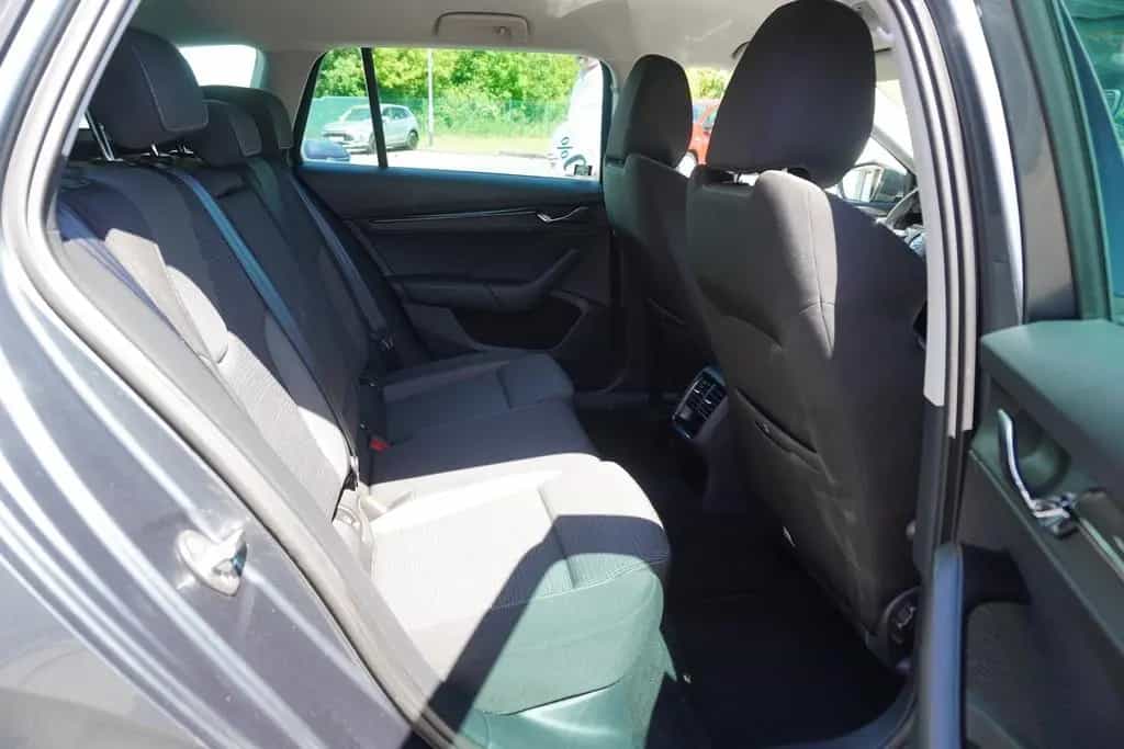 Skoda Octavia Combi 1.5 TSI Ambition LED Kamera PDC 09/2020-photo-33