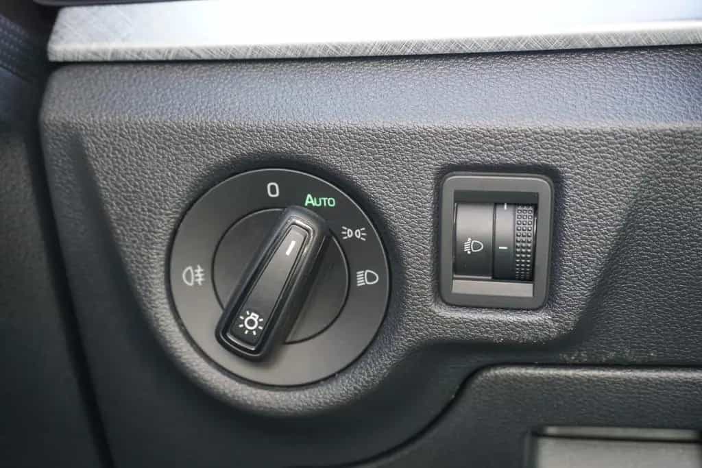 Skoda Kamiq 1.0 Tour DSG LED Navi Android Apple Kamera 09/2022-photo-22