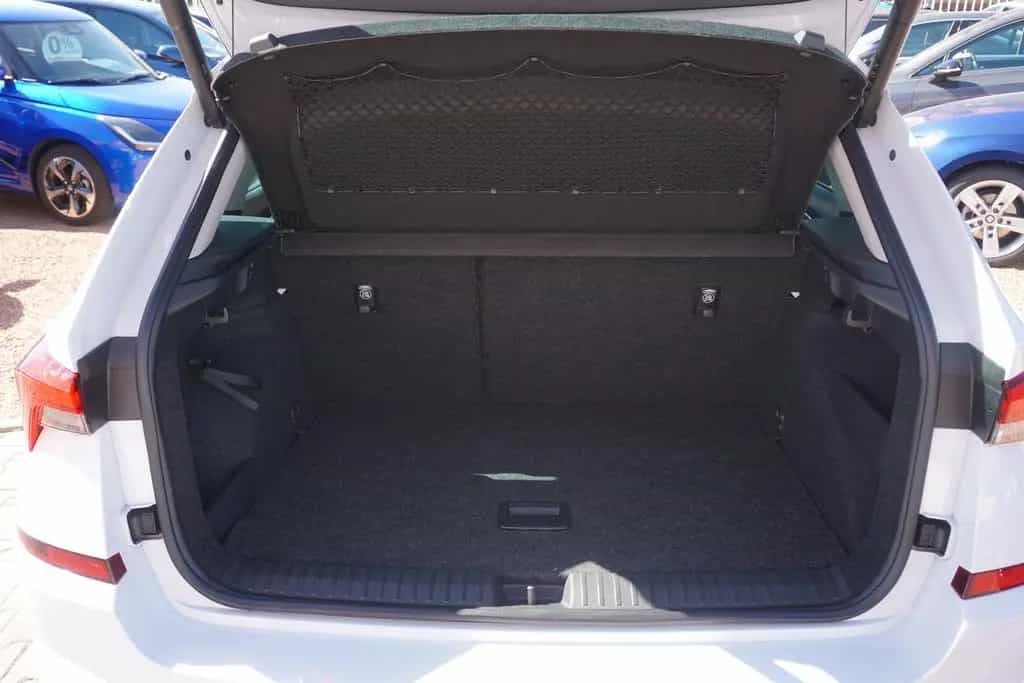 Skoda Kamiq 1.0 Tour DSG LED Navi Android Apple Kamera 09/2022-photo-27