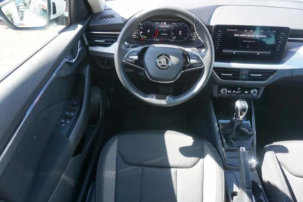 Skoda Kamiq 1.0 Tour DSG LED Navi Android Apple Kamera 09/2022-photo-8