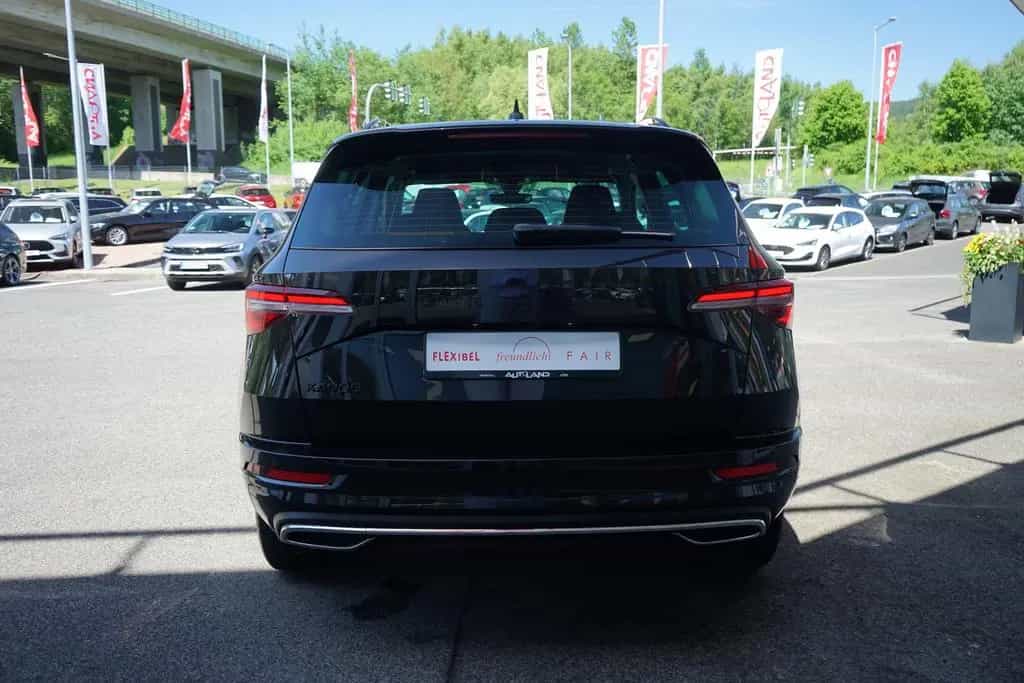 Skoda Karoq Sportline 1.5 TSI DSG LED ACC Navi Kamera 05/2025-photo-6