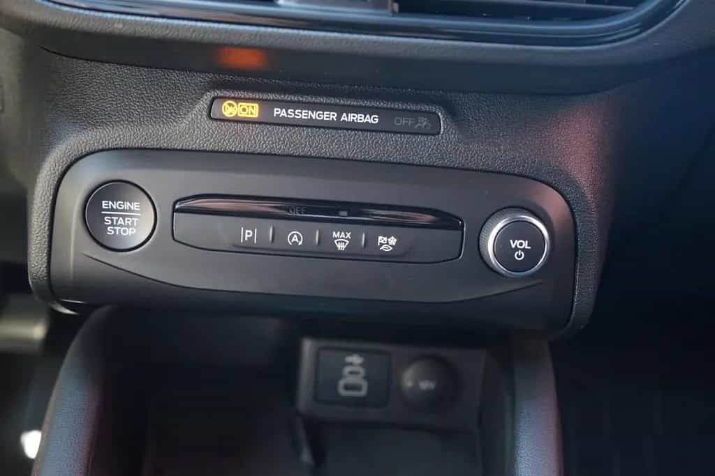 Ford Focus 1.0 M-Hybrid ST-Line LED Navi Sitzheizung 09/2024-photo-17