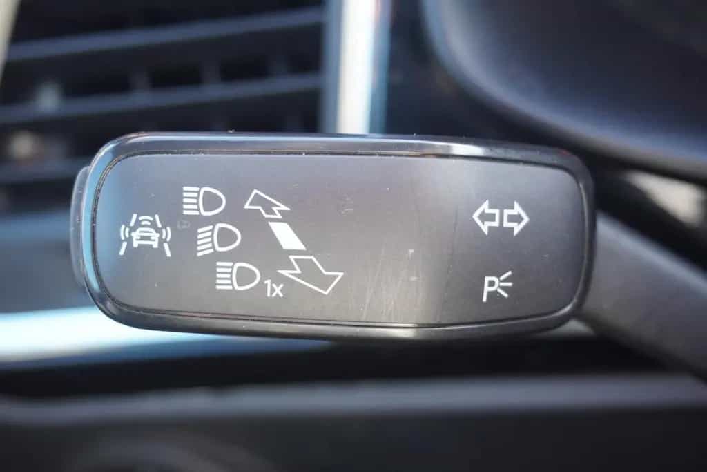 Seat Ateca 1.4 TSI Xcellence AAC LED Navi el. Hk.Temp 08/2018-photo-17