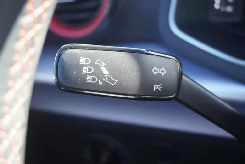 Seat Ibiza 1.5 FR DSG LED Navi ACC FullLink PDC 03/2022-photo-19