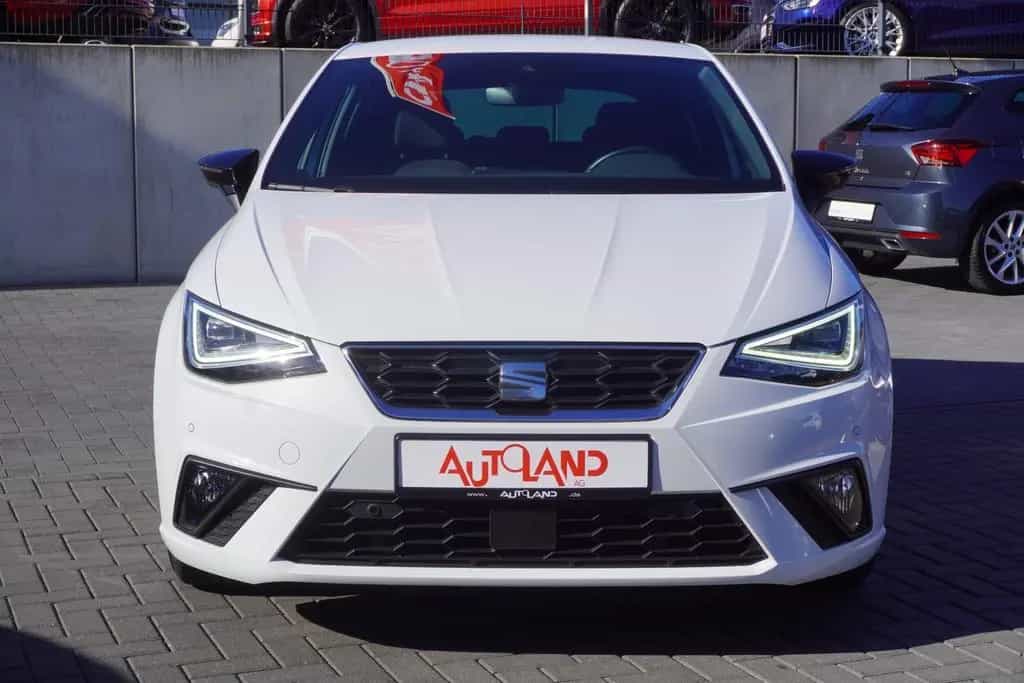 Seat Ibiza 1.5 FR DSG LED Navi ACC FullLink PDC 03/2022-photo-6