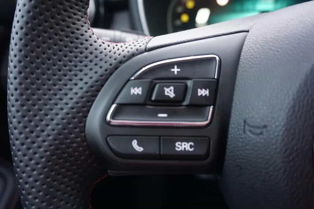 MG HS 1.5 Comfort Aut. LED Navi ACC Sitzheizung 08/2024-photo-18