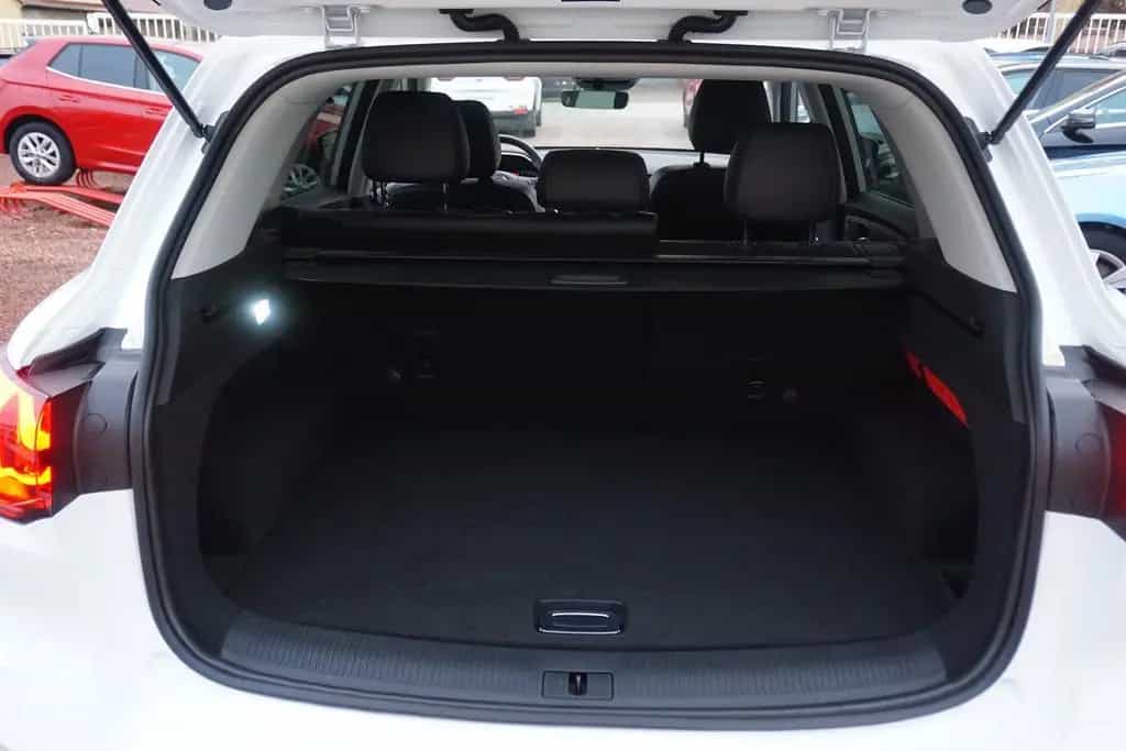 MG HS 1.5 Comfort Aut. LED Navi ACC Sitzheizung 08/2024-photo-25