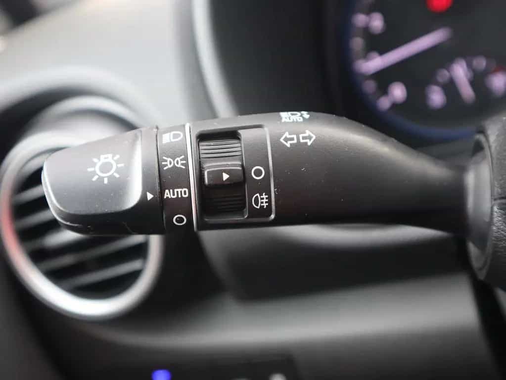 Hyundai KONA 1.0 T-GDI Premium 2WD LED Navi Head-Up AHK 11/2019-photo-27