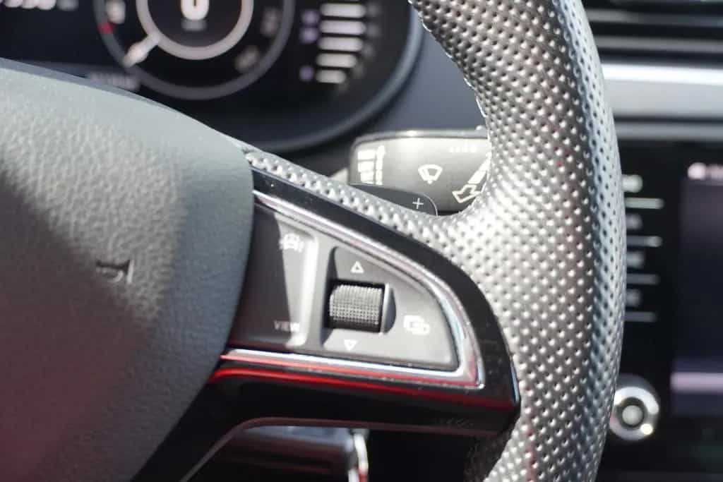 Skoda Octavia Combi 1.5 TSI Navi Kamera Klimaaut. AHK 11/2019-photo-21