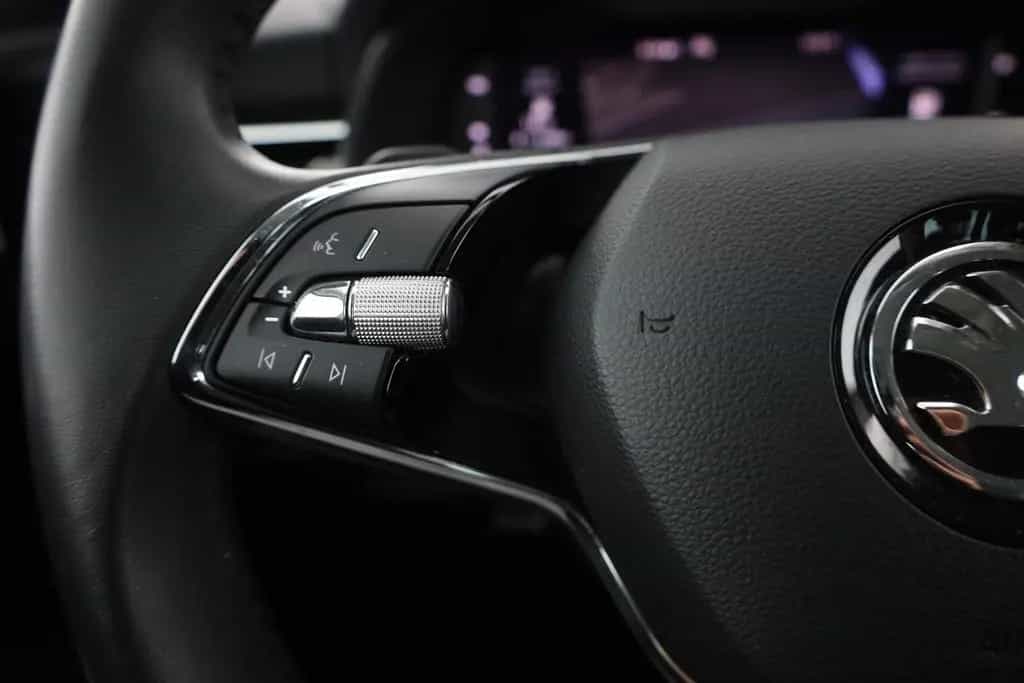 Skoda Kamiq 1.0 TSI DSG Clever LED Navi Kamera ACC DAB 01/2022-photo-15