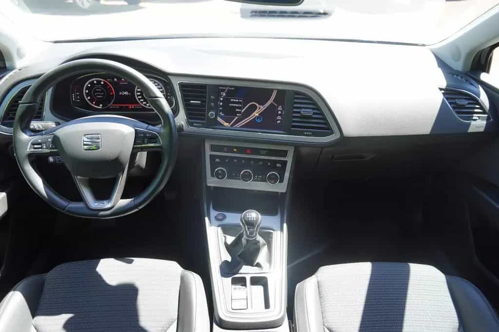 Seat Leon ST 1.5 Xcellence LED ACC Kamera FullLink 11/2019-photo-10