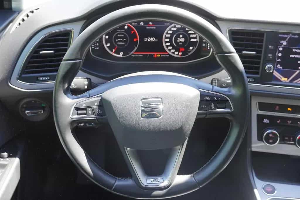 Seat Leon ST 1.5 Xcellence LED ACC Kamera FullLink 11/2019-photo-15