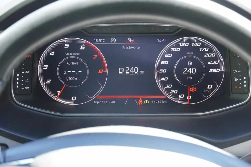 Seat Leon ST 1.5 Xcellence LED ACC Kamera FullLink 11/2019-photo-21