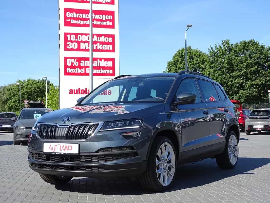 Skoda Karoq 1.5 TSI Style DSG LED Navi el. Heckklappe 07/2018-photo-1