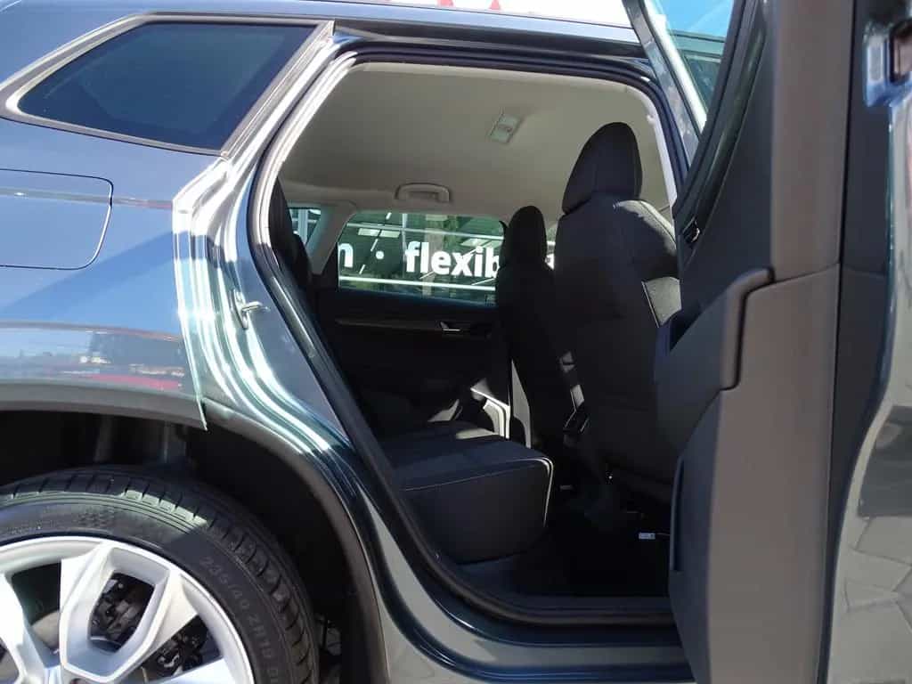 Skoda Karoq 1.5 TSI Style DSG LED Navi el. Heckklappe 07/2018-photo-26