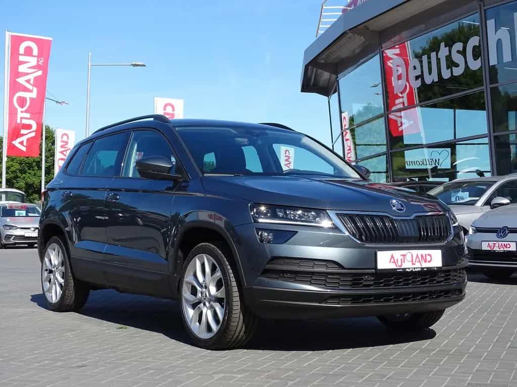 Skoda Karoq 1.5 TSI Style DSG LED Navi el. Heckklappe 07/2018-photo-5