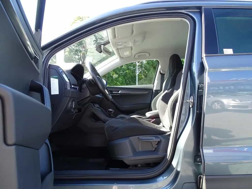 Skoda Karoq 1.5 TSI Style DSG LED Navi el. Heckklappe 07/2018-photo-7