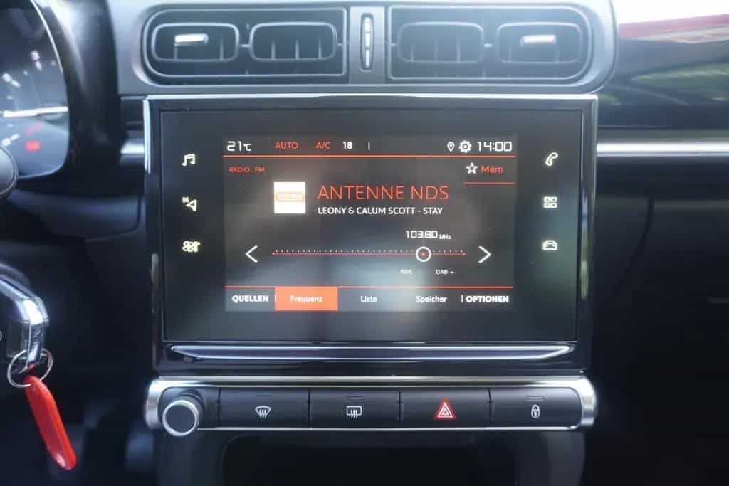 Citroën C3 Puretech LED Tempomat Sitzheizung PDC USB 09/2020-photo-16