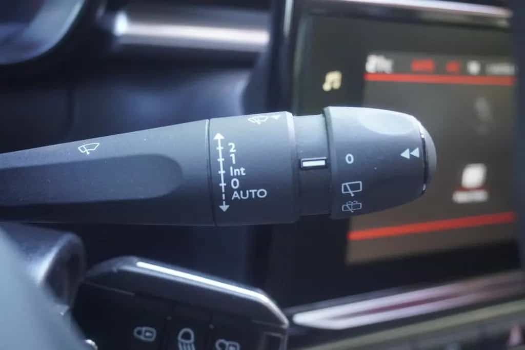 Citroën C3 Puretech LED Tempomat Sitzheizung PDC USB 09/2020-photo-24