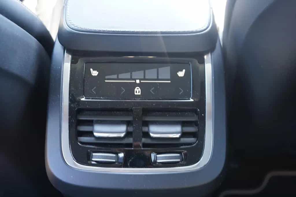 Volvo V90 Kombi T5 R Design LED Panorama ACC Kamera 12/2019-photo-23