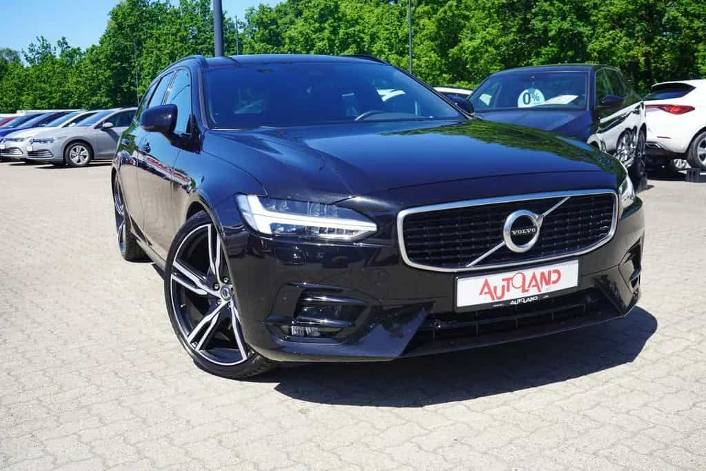Volvo V90 Kombi T5 R Design LED Panorama ACC Kamera 12/2019-photo-7