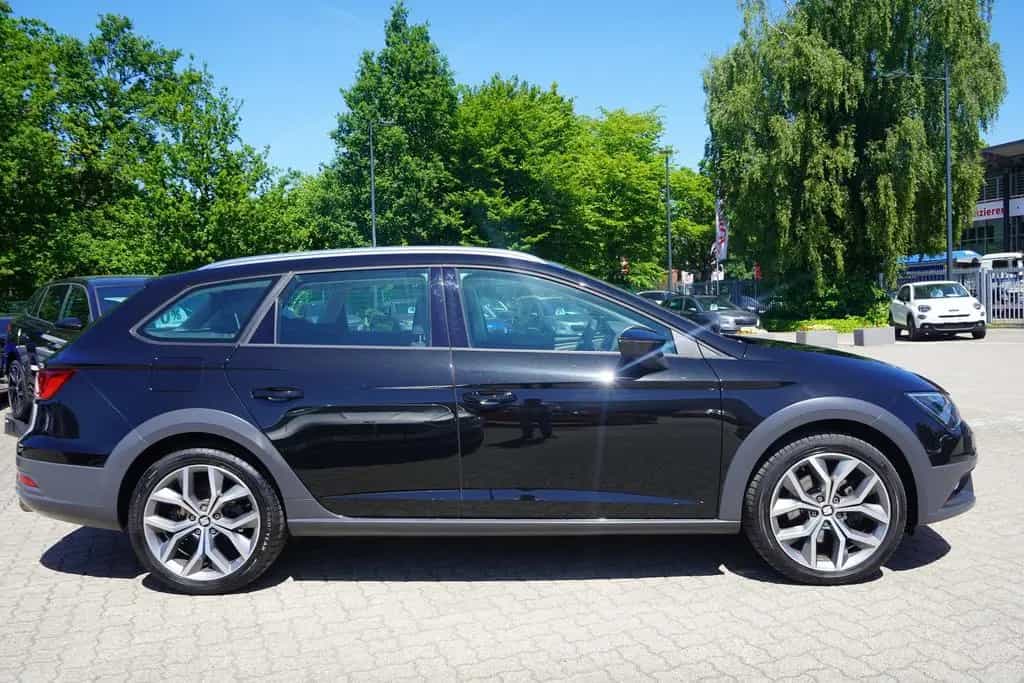 Seat Leon ST 1.8 X-Perience 4Drive LED Kamera ACC AHK 09/2016-photo-6