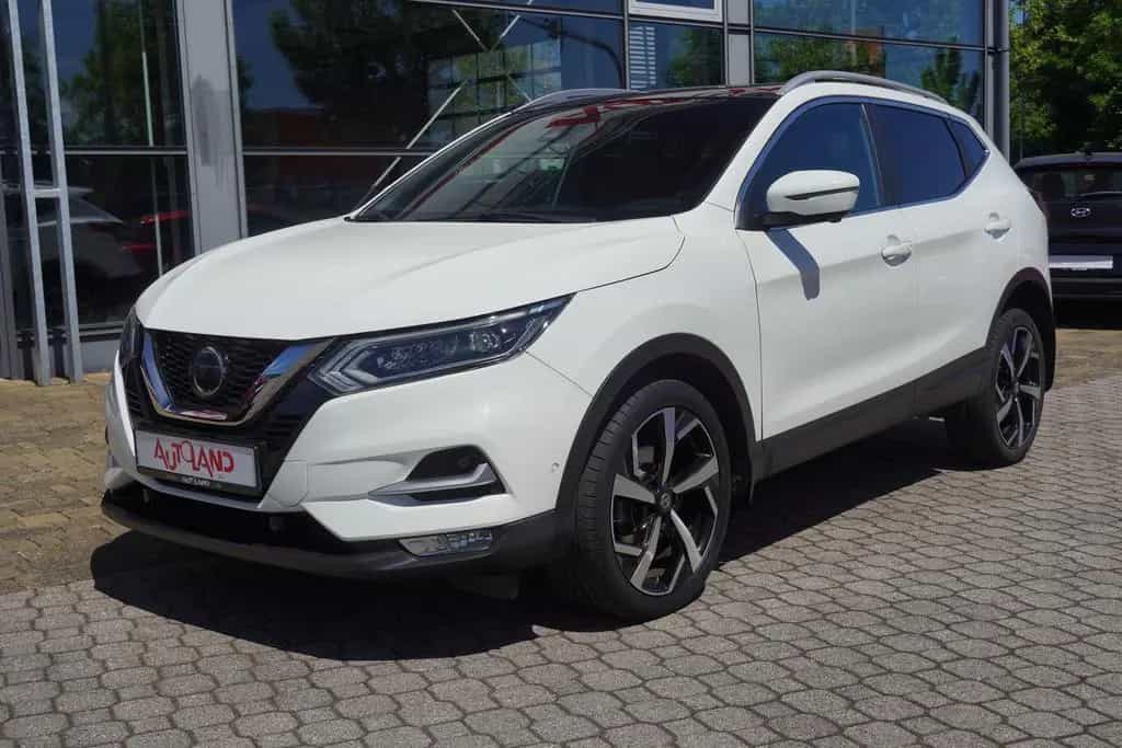 Nissan Qashqai 1.3 Tekna Klimaaut. LED Navi Totwinkel 10/2019-photo-1