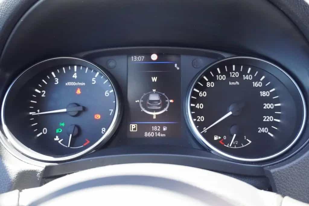 Nissan Qashqai 1.3 Tekna Klimaaut. LED Navi Totwinkel 10/2019-photo-15