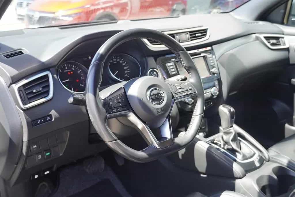 Nissan Qashqai 1.3 Tekna Klimaaut. LED Navi Totwinkel 10/2019-photo-16