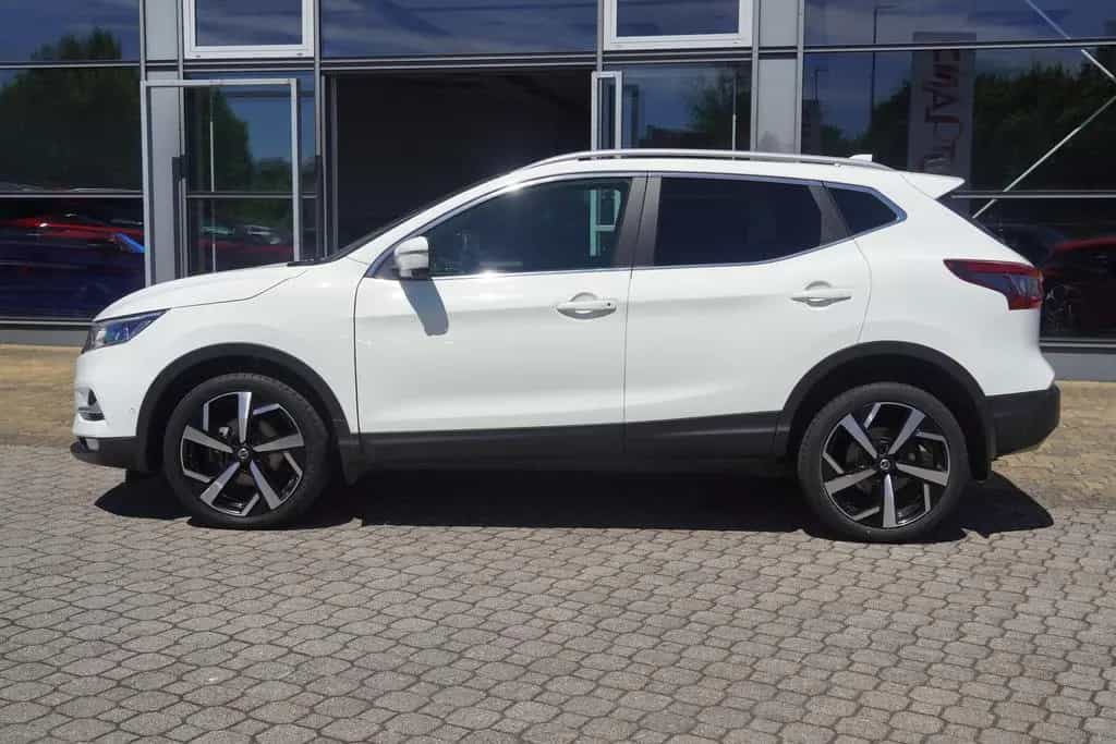 Nissan Qashqai 1.3 Tekna Klimaaut. LED Navi Totwinkel 10/2019-photo-2